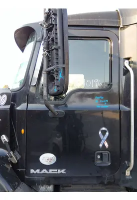 MACK CXU 2007-2019 DOOR ASSEMBLY, FRONT