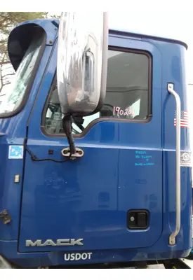 MACK CXU 2007-2019 DOOR ASSEMBLY, FRONT
