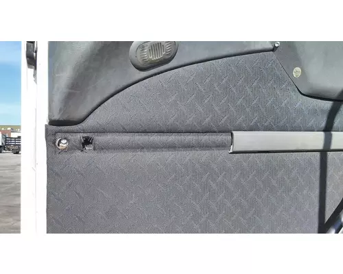 MACK CXU 2007-2019 DOOR ASSEMBLY, FRONT