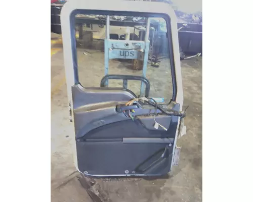 MACK CXU 2007-2019 DOOR ASSEMBLY, FRONT