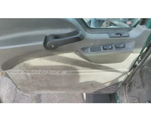 MACK CXU 2007-2019 DOOR ASSEMBLY, FRONT