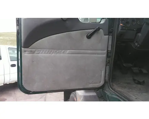 MACK CXU 2007-2019 DOOR ASSEMBLY, FRONT