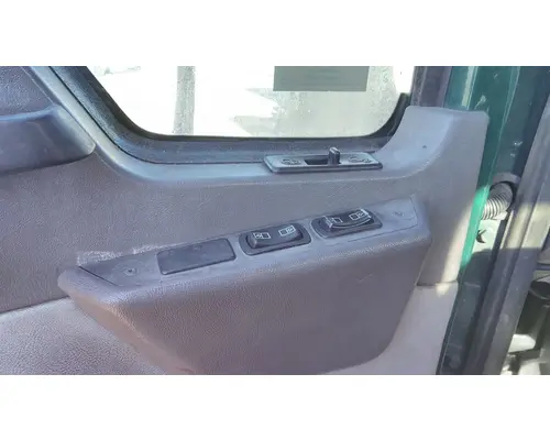 MACK CXU 2007-2019 DOOR ASSEMBLY, FRONT