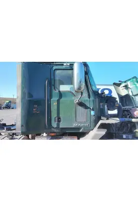 MACK CXU 2007-2019 DOOR ASSEMBLY, FRONT