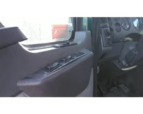 MACK CXU 2007-2019 DOOR ASSEMBLY, FRONT