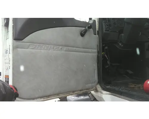 MACK CXU 2007-2019 DOOR ASSEMBLY, FRONT