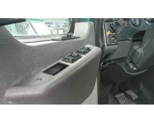 MACK CXU 2007-2019 DOOR ASSEMBLY, FRONT