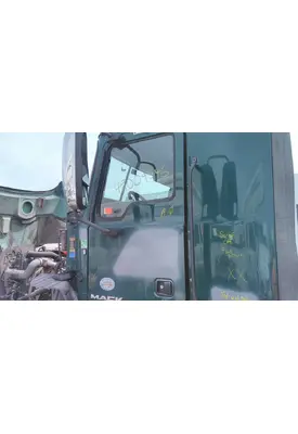 MACK CXU 2007-2019 DOOR ASSEMBLY, FRONT