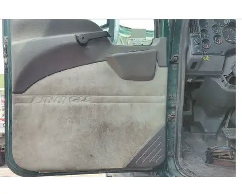 MACK CXU 2007-2019 DOOR ASSEMBLY, FRONT