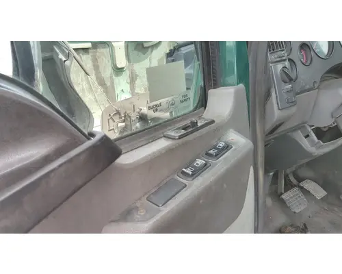 MACK CXU 2007-2019 DOOR ASSEMBLY, FRONT