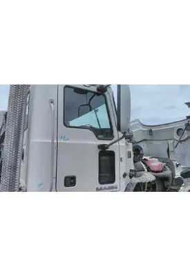 MACK CXU 2007-2019 DOOR ASSEMBLY, FRONT