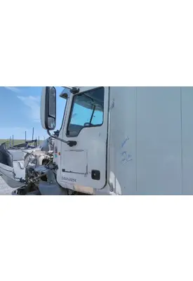 MACK CXU 2007-2019 DOOR ASSEMBLY, FRONT