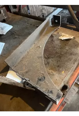 MACK CXU163 Step