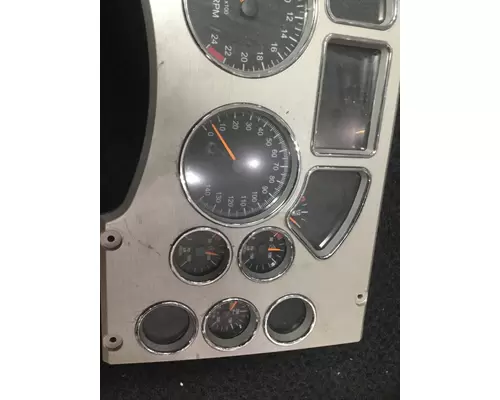 MACK CXU600 Instrument Cluster