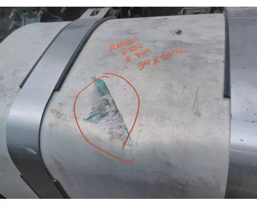 MACK CXU612 2008-2018 FUEL TANK