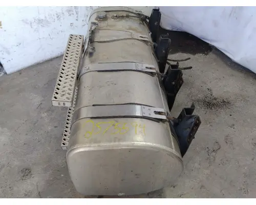 MACK CXU612 2008-2018 FUEL TANK