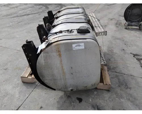 MACK CXU612 2008-2018 FUEL TANK
