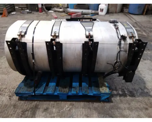 MACK CXU612 2008-2018 FUEL TANK