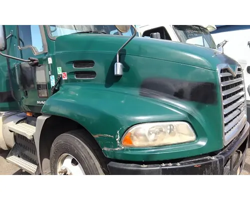 MACK CXU612 2008-2018 HOOD