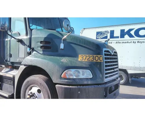 MACK CXU612 2008-2018 HOOD