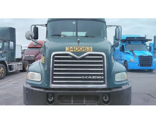 MACK CXU612 2008-2018 HOOD
