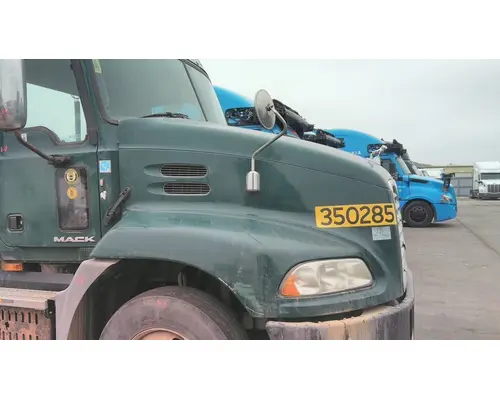 MACK CXU612 2008-2018 HOOD
