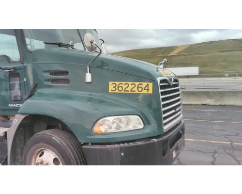 MACK CXU612 2008-2018 HOOD