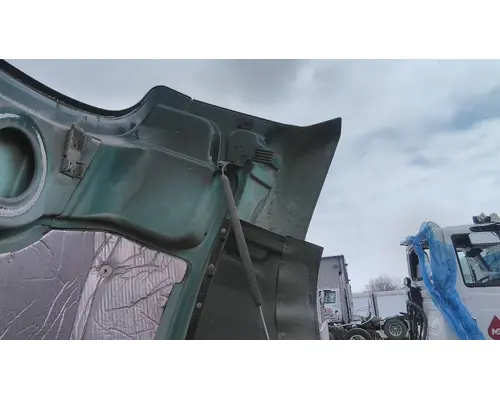 MACK CXU612 2008-2018 HOOD