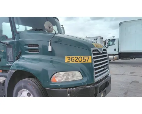 MACK CXU612 2008-2018 HOOD