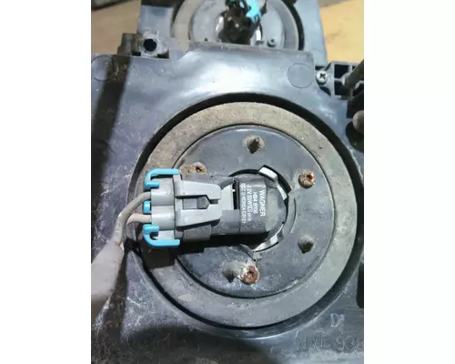 MACK CXU612 2012-2018 HEADLAMP ASSEMBLY