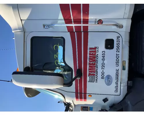 MACK CXU612 PINNACLE Door Assembly, Front
