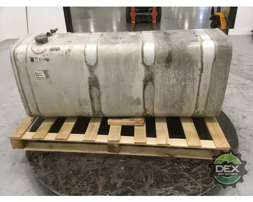 MACK CXU612 2341 fuel tank