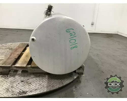 MACK CXU612 2341 fuel tank