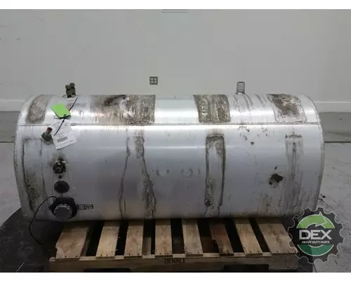 MACK CXU612 2341 fuel tank