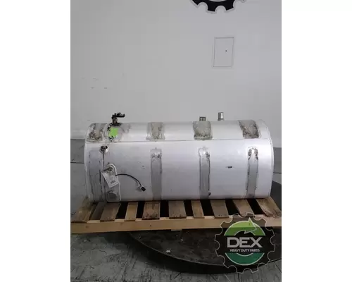 MACK CXU612 2341 fuel tank