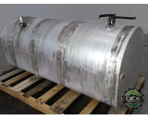 MACK CXU612 2341 fuel tank