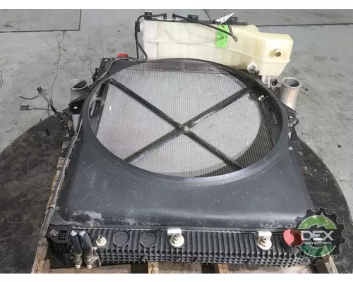 MACK CXU612 2611 radiator; heat exchanger