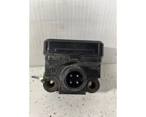 MACK CXU612 440 Sensors
