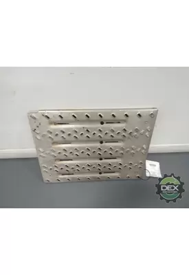 MACK CXU612 9225 duckboard OEM# 21374397 in Advance, NC #681240