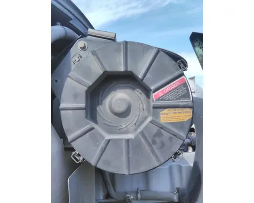 MACK CXU612 AIR CLEANER