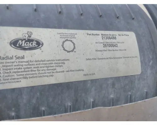 MACK CXU612 AIR CLEANER