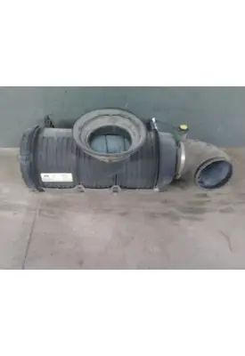 MACK CXU612 AIR CLEANER