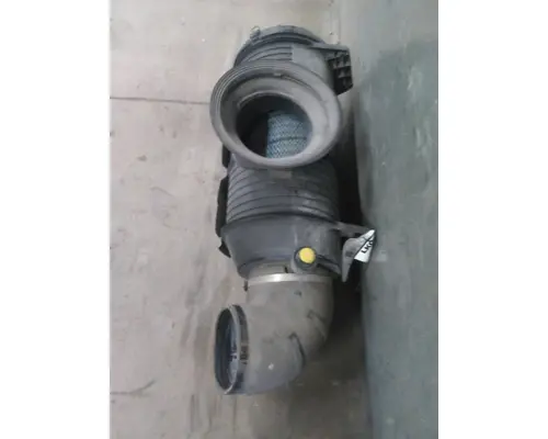 MACK CXU612 AIR CLEANER