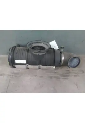 MACK CXU612 AIR CLEANER