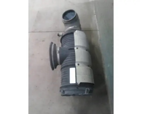 MACK CXU612 AIR CLEANER