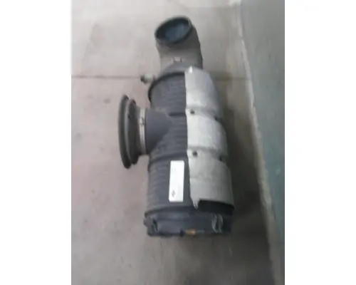 MACK CXU612 AIR CLEANER