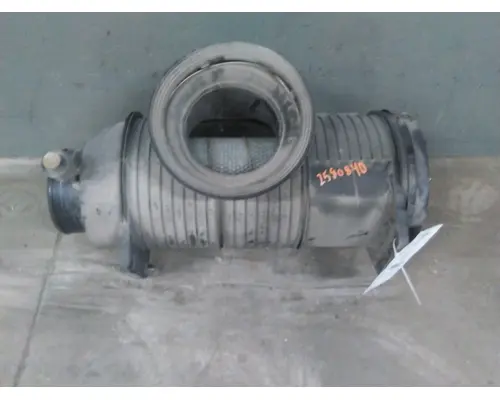 MACK CXU612 AIR CLEANER
