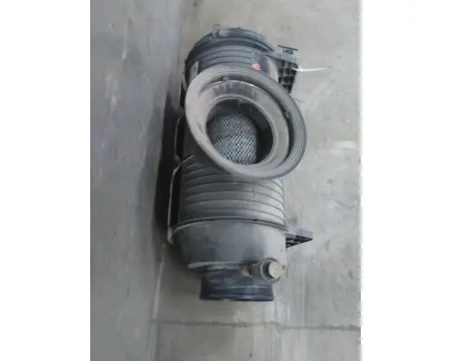 MACK CXU612 AIR CLEANER