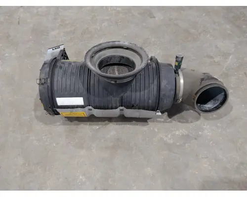 MACK CXU612 AIR CLEANER