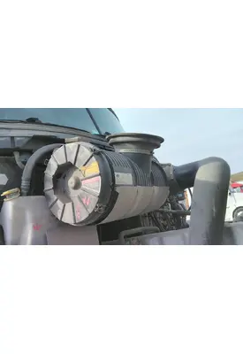 MACK CXU612 AIR CLEANER
